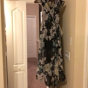 Cap sleeve floral dress